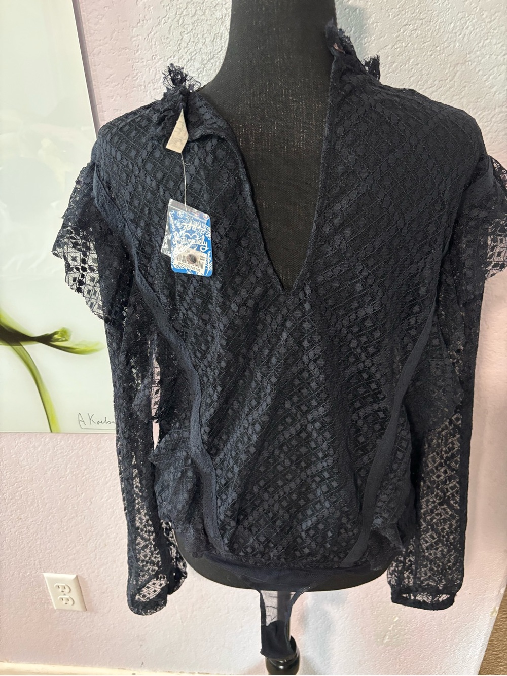 New Intimately by Free People black lace bodysuit size medium - Picture 3 of 7